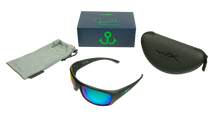 [Black/CAPTIVATE™ Polarized Green Mirror]